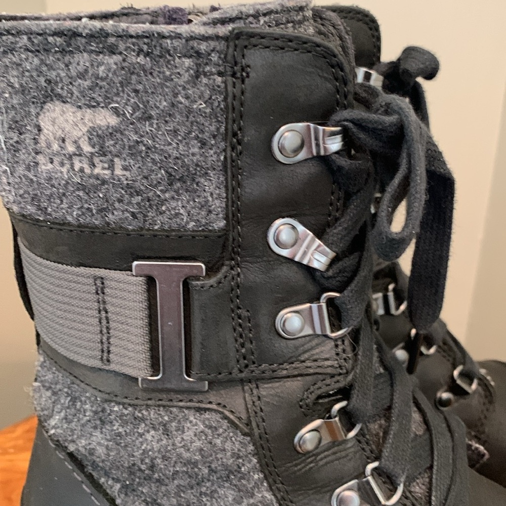 Sorel Major Carly Winter Boots Black Gray Leather NL2324-010 Mid Calf 7.5 - Picture 4 of 10